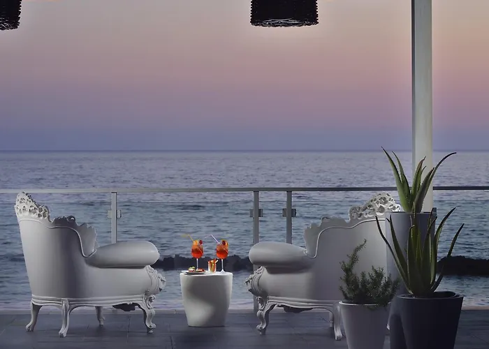 Hotel La Playa